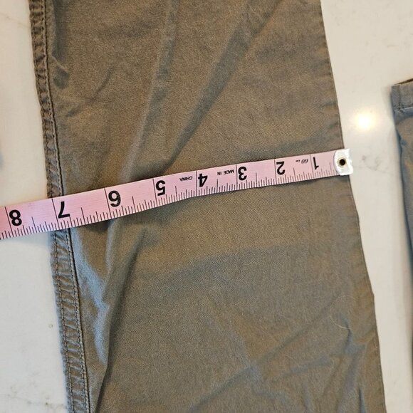 Liz Claiborne Classic Size 10 Tan Cotton Spandex Zip Crop Pant 26" Inseam - Picture 10 of 11